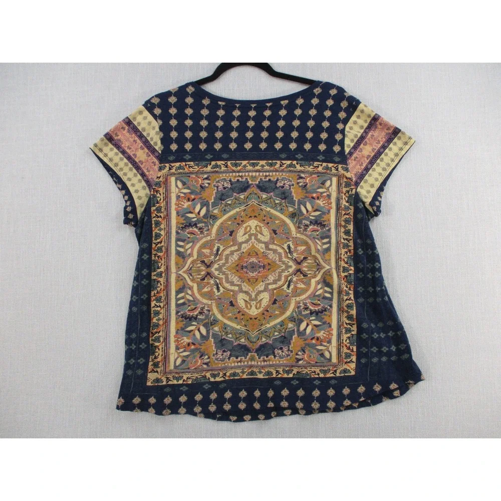 Lucky Brand Women 1X Navy Blue Medallion Scarf Print Short Sleeve Scoop Neck Top